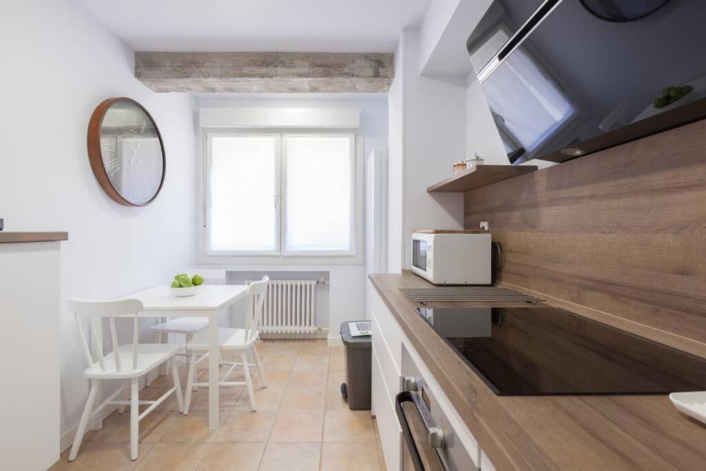New Gorgeous - Beachfront - 3 Bd Apartment San Sebastián