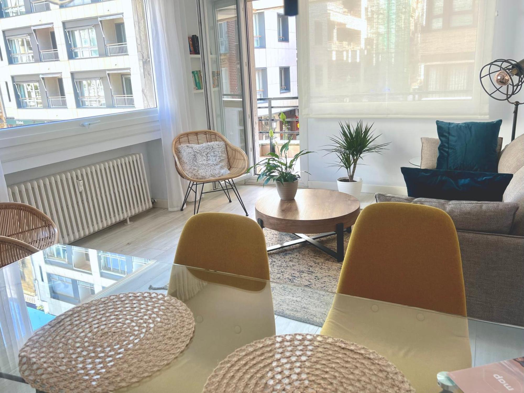 Apartment New Gorgeous - Beachfront - 3 Bd *